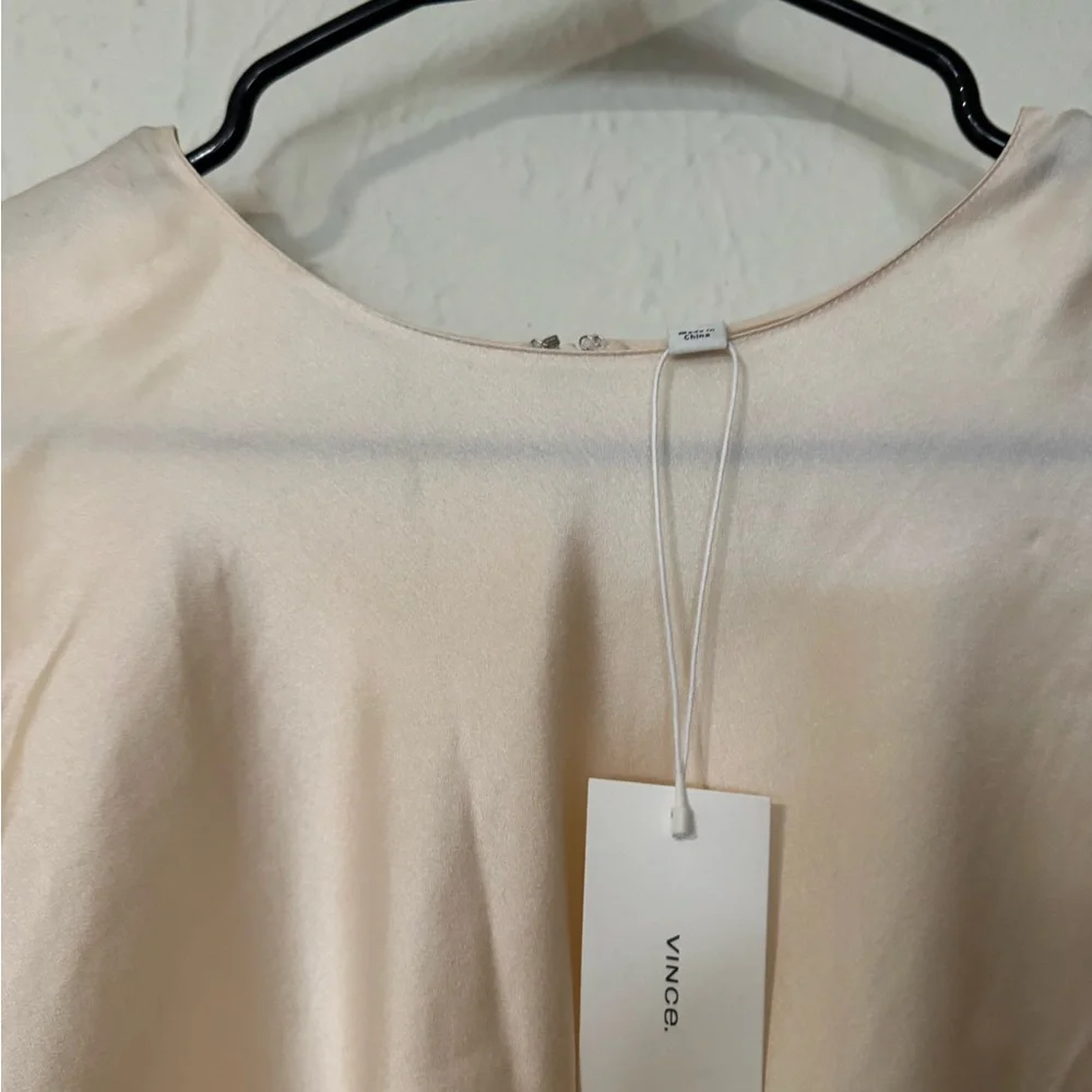NWT Vince Elegant Silk Cream Women's Top Size L - Picture 6 of 10